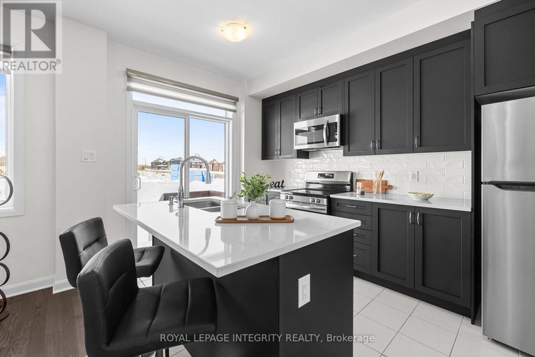 29635221/166-invention-boulevard/morgans-grantsouth-march/ottawa/ontario/K2W0L6_11