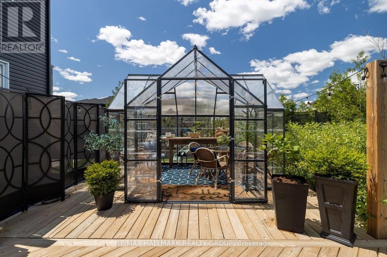 29568422/104-duncanville-street/village-of-russell/russell/ontario/K4R0G3_46