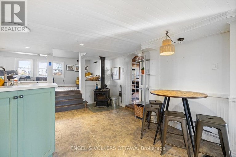 29050671/3749-donnelly-drive/rideau-twp-s-of-reg-rd-6-w-of-mccordick-rd/ottawa/ontario/K0G1B0_17