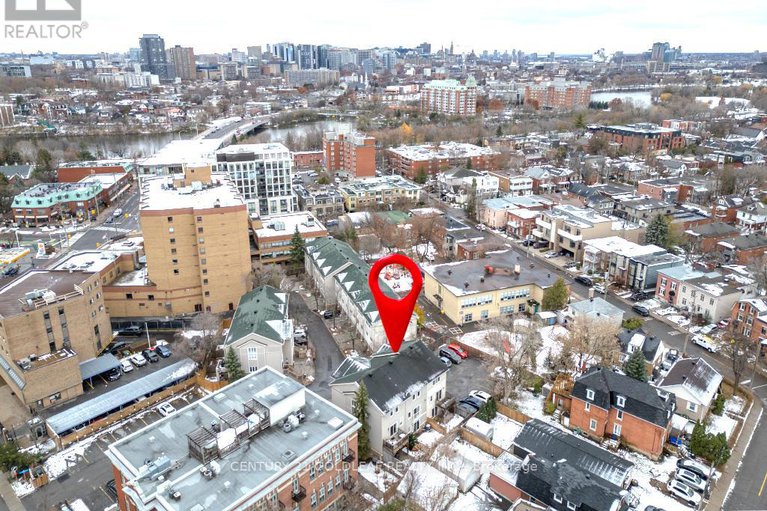 29137648/4-schoolhouse-private/lindenlea/ottawa/ontario/K1M2J5_39