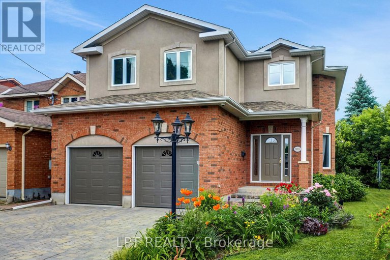 28499905/10a-ashburn-drive/borden-farmstewart-farmcarleton-heightsparkwood-hills/ottawa/ontario/K2E6N3_2