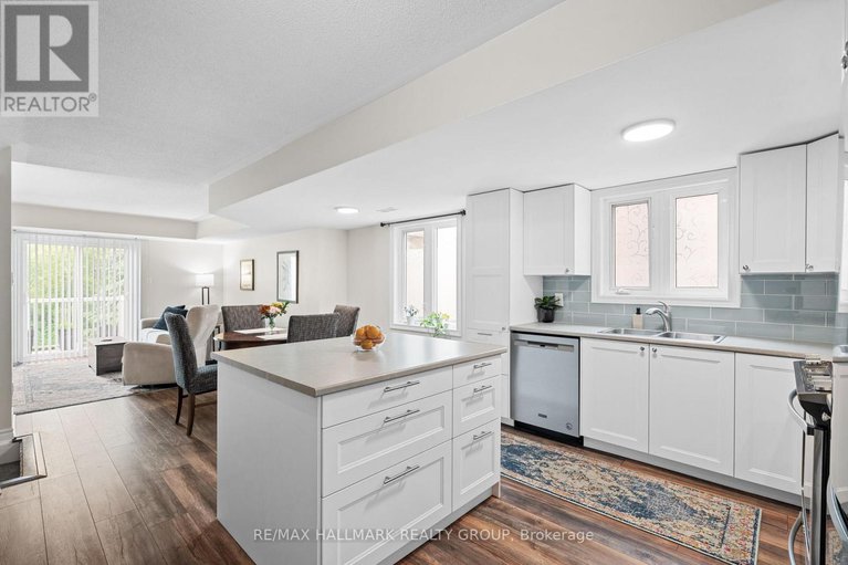 28457131/1340-guthrie-street/leslie-park/ottawa/ontario/K2H1G8_13