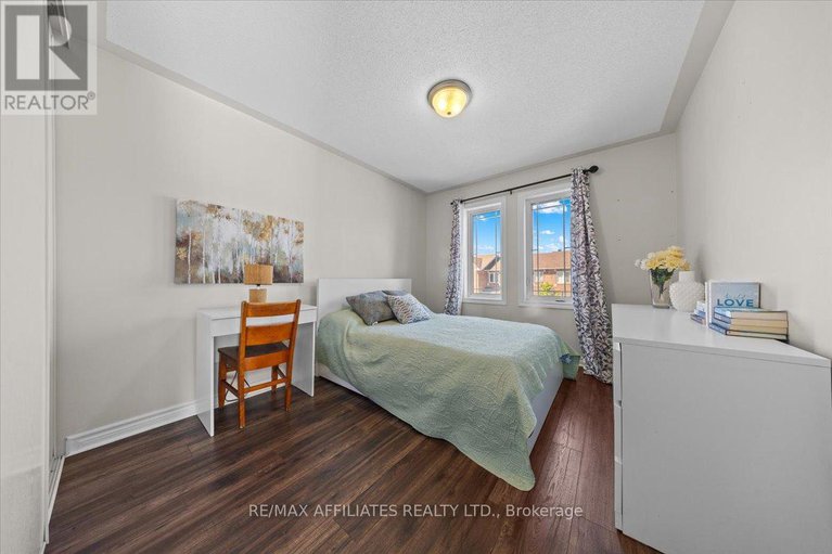 28378372/119-silvermoon-crescent/avalon-east/ottawa/ontario/K4A0P5_30