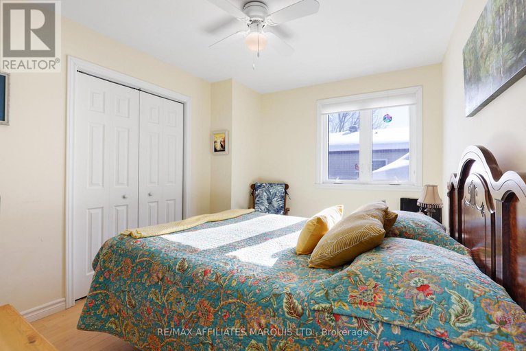 29363009/6-head-street/lancaster/south-glengarry/ontario/K0C1N0_21