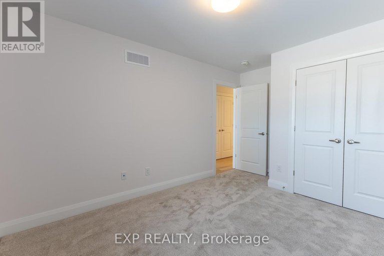 28403102/167-craig-duncan-terrace/stittsville-south/ottawa/ontario/K2S3C6_21
