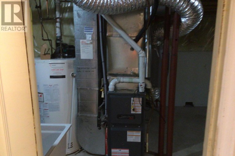 29119256/1586-duplante-avenue/fallingbrookpineridge/ottawa/ontario/K4A4A1_31