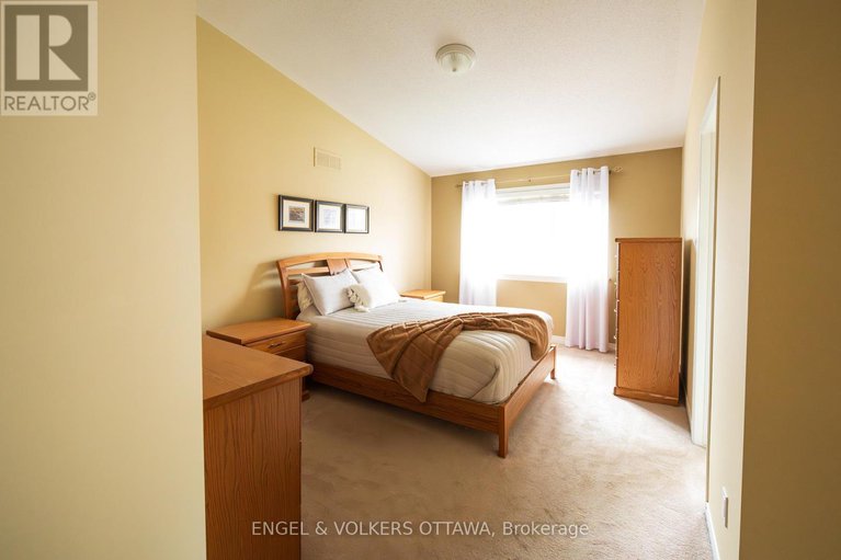 28273894/4293-green-gables-lane/riverside-southgloucester-glen/ottawa/ontario/K1V1S4_26