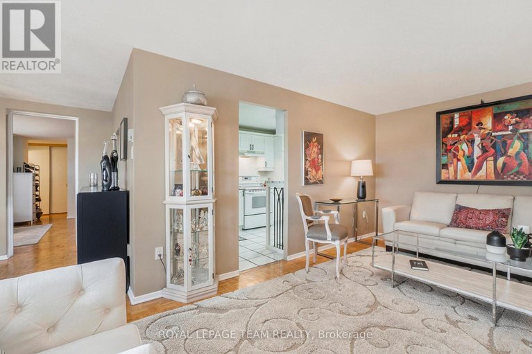 29585559/705-1356-meadowlands-drive-e/borden-farmstewart-farmcarleton-heightsparkwood-hills/ottawa/ontario/K2E6K6_11