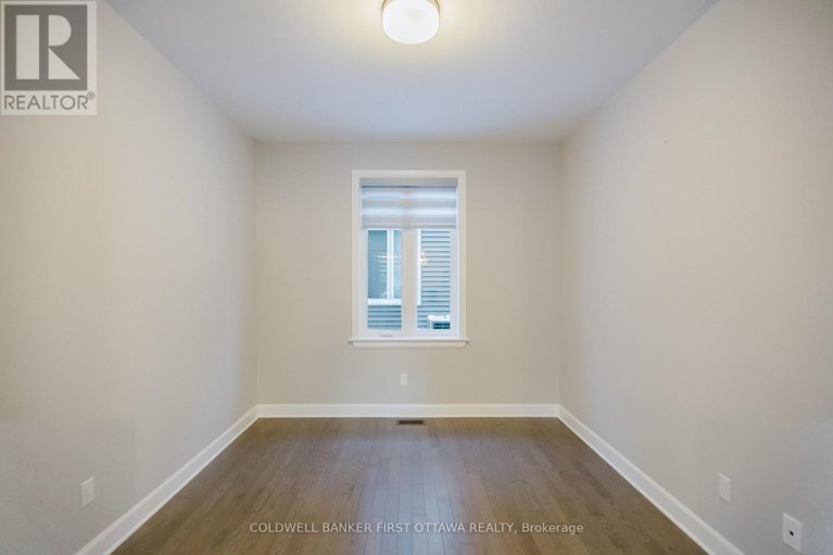 29288146/896-sendero-way/remainder-of-stittsville-area/ottawa/ontario/K2S2W8_18