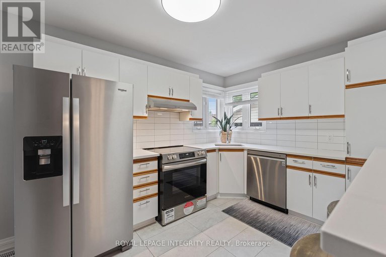 28537361/2650-alta-vista-drive/ridgemont/ottawa/ontario/K1V7W6_15