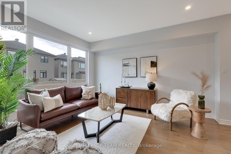 29464154/840-clapham-terrace/stittsville-south/ottawa/ontario/K2S2N8_17