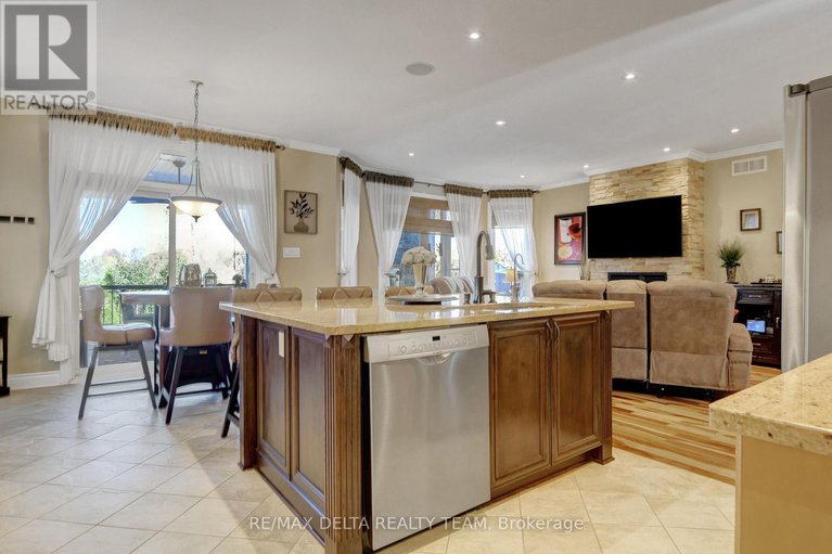 29002648/6948-mary-anne-drive/greely/ottawa/ontario/K4P0B9_23