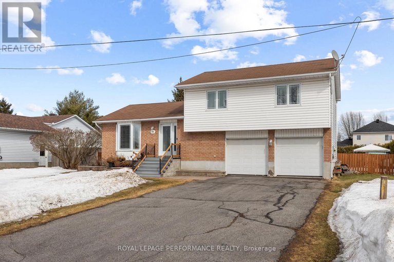 29451612/11-pincourt-street/embrun/russell/ontario/K0A1W0_2