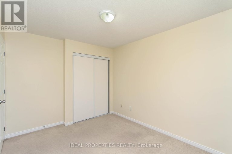 28714023/565-pepperville-crescent-n/emerald-meadowstrailwest/ottawa/ontario/K2M0E6_22