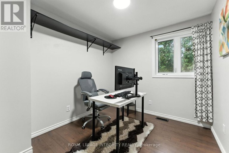 28843090/7900-decarie-drive/orleans-wood/ottawa/ontario/K1C2K3_29