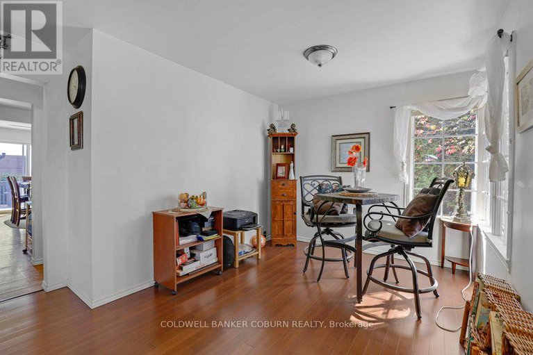 28976426/12-maple-avenue/iroquois/south-dundas/ontario/K0E1K0_6