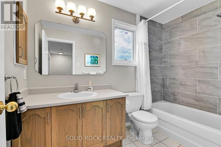 28645077/1824-mccallum-drive/fallingbrookgardenway-south/ottawa/ontario/K4A3T7_27