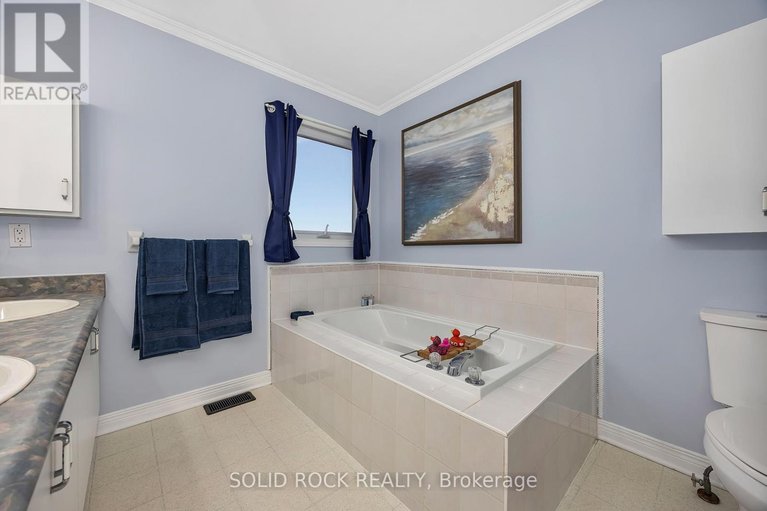 29611590/2-newborough-crescent/barrhaven-east/ottawa/ontario/K2G6A2_10