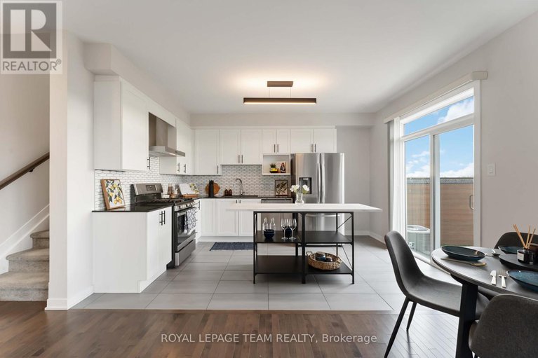 29118048/3040-travertine-way/half-moon-bay/ottawa/ontario/K2J6W9_14