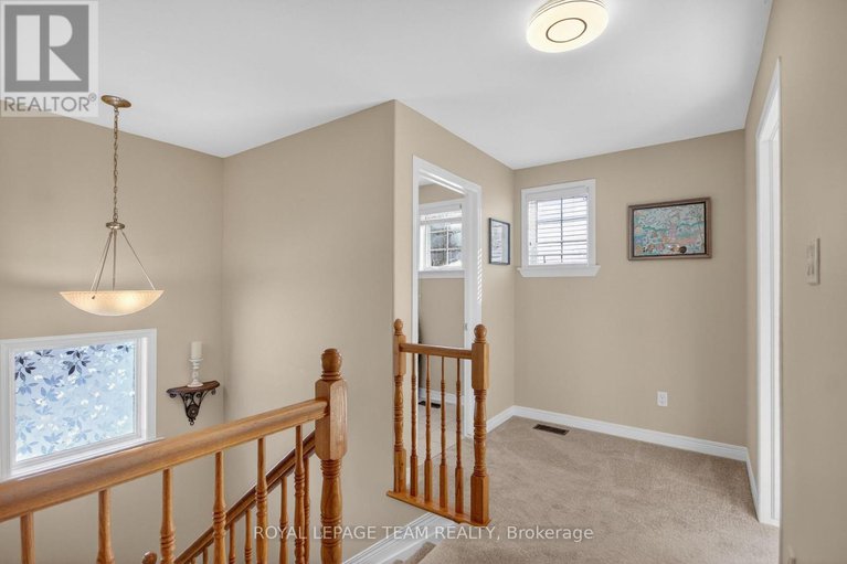 29402323/6291-ottawa-street-w/richmond/ottawa/ontario/K0A2Z0_27