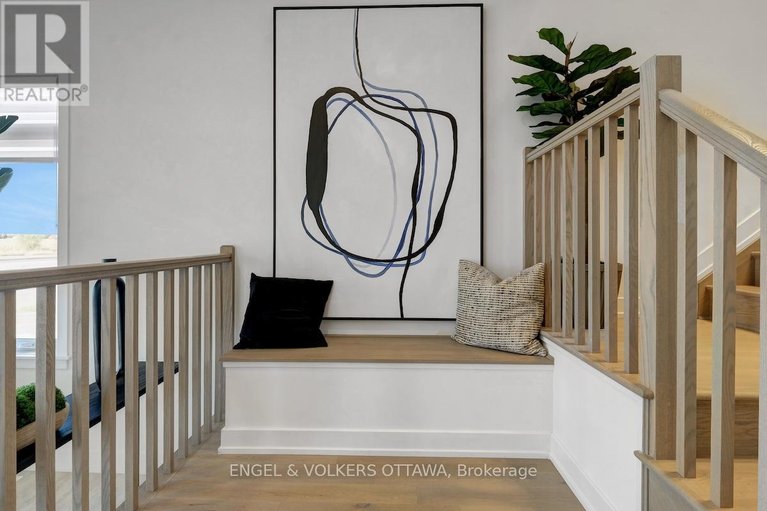 29008801/2006-allegrini-terrace/emerald-meadowstrailwest/ottawa/ontario/K2S2S7_5