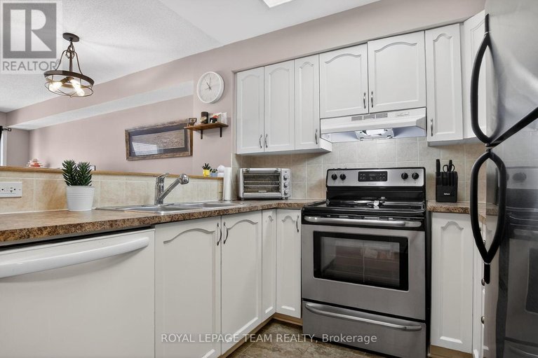 29582618/255-deercroft-avenue/longfields/ottawa/ontario/K2J5J9_6