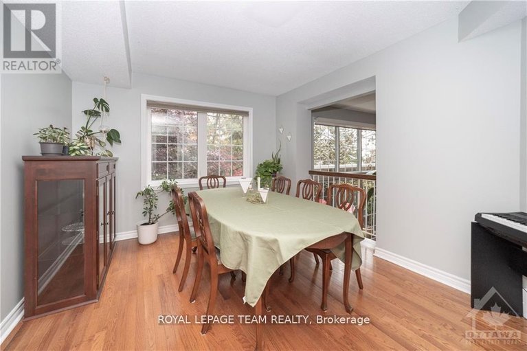 29613810/2982-richmond-road-s/fairfield-heights/ottawa/ontario/K2B6S7_12