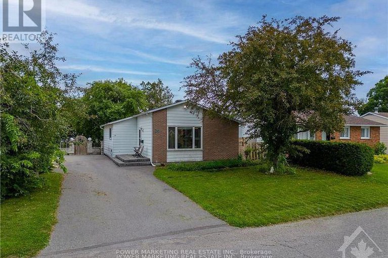 28768216/29-courtney-road/glencairnhazeldean/ottawa/ontario/K2L1M1_1
