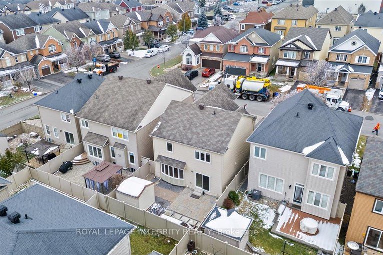 29135585/578-sunlit-circle/notting-hillsummerside/ottawa/ontario/K4A0V4_45