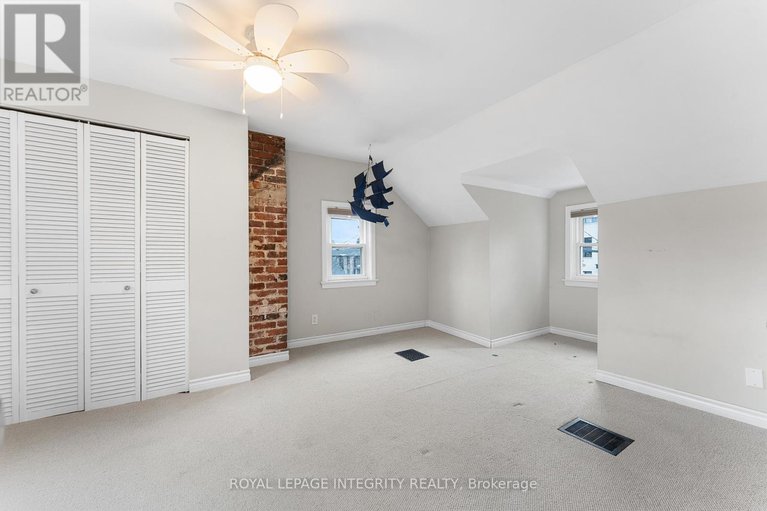 29151000/166-prince-albert-street/overbrookcastle-heights/ottawa/ontario/K1K2A1_18