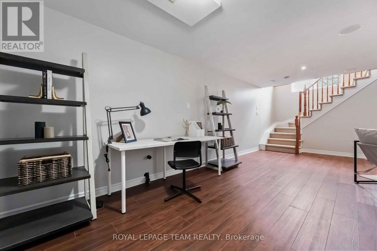 29394254/246-tandalee-crescent/emerald-meadowstrailwest/ottawa/ontario/K2M0A1_29