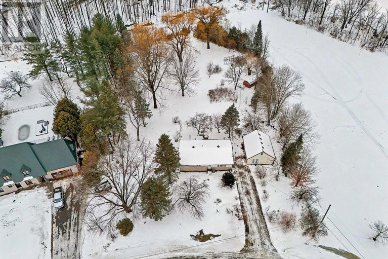 29307758/1160-barnett-drive/cumberland-village/ottawa/ontario/K4C1C7_17