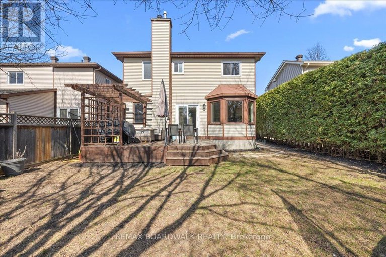 29650202/1715-teakdale-avenue/chapel-hill/ottawa/ontario/K1C6M8_42