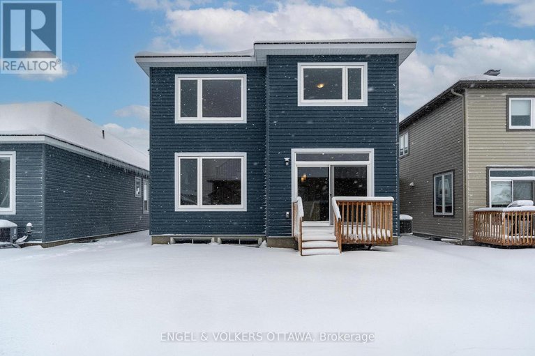 29224577/683-fisher-street/north-grenville-twp-kemptville-south/north-grenville/ontario/K0G1J0_33