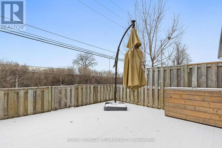 29585057/6356-mary-jane-crescent/chateauneuf/ottawa/ontario/K1C3C2_38