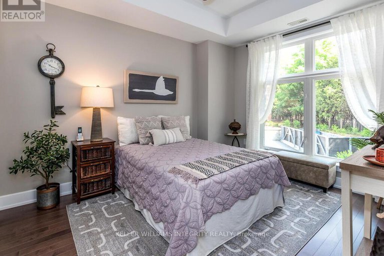 28423046/102-305-elizabeth-cosgrove-private/mer-bleuebradley-estatesanderson-park/ottawa/ontario/K1W0K6_26