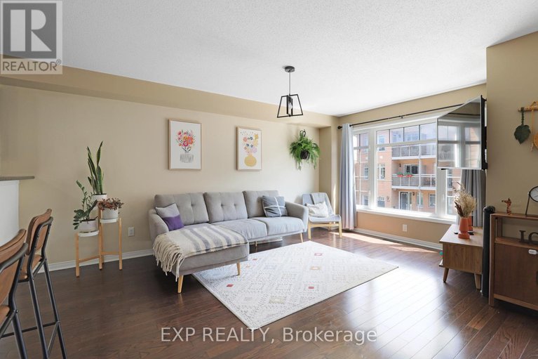 28543378/116-quito-private/merivale-industrial-parkcitiplace/ottawa/ontario/K2E0A9_15