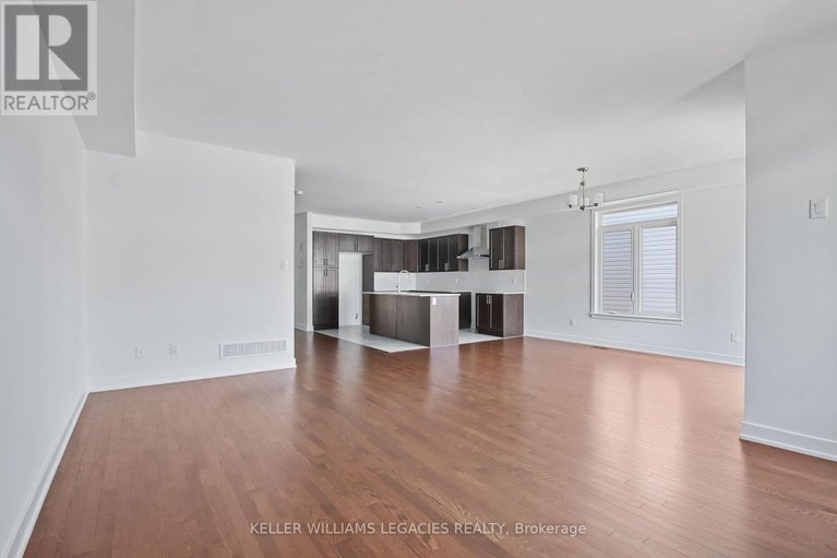 28608442/11-mendoza-way/emerald-meadowstrailwest/ottawa/ontario/K2S1B6_11