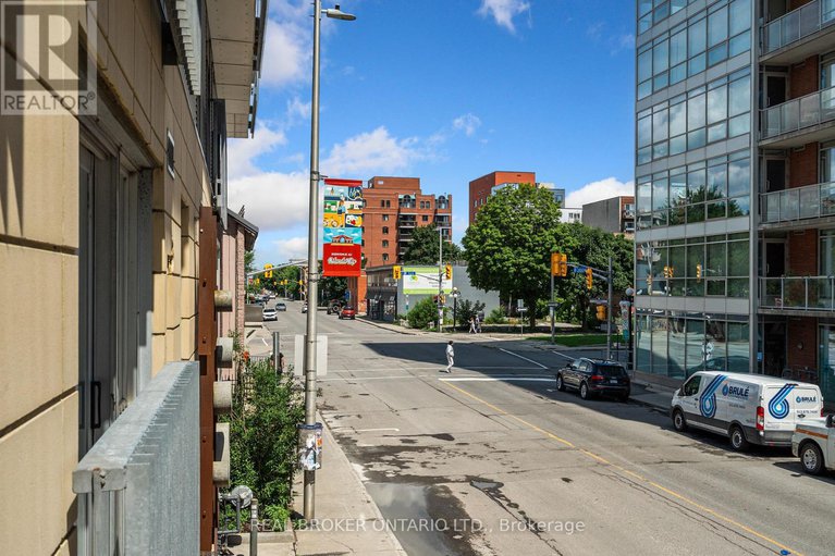 28637796/102-360-cumberland-street/lower-townbyward-market/ottawa/ontario/K1N0B1_20