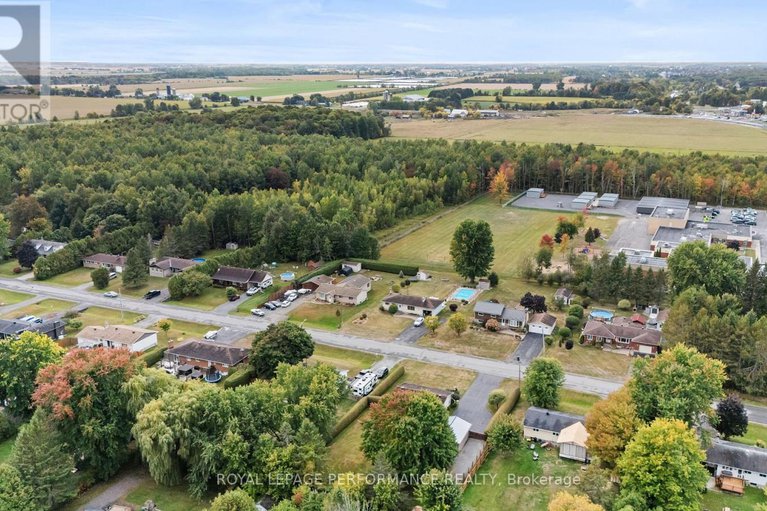 28901447/122-maple-grove-street/russell-twp/russell/ontario/K0A1W0_43