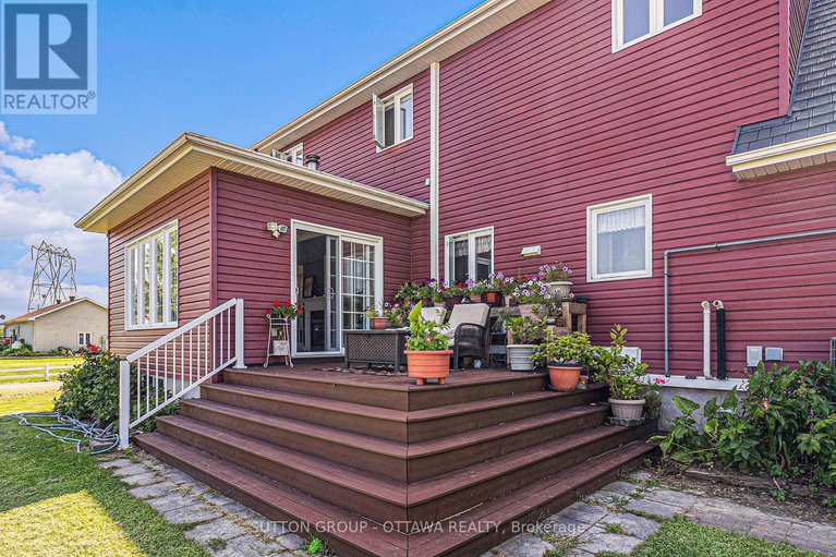 27906045/4031-boileau-road/clarencerockland-twp/clarence-rockland/ontario/K0A1E0_38
