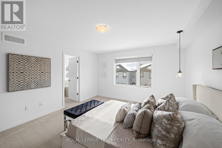 29423906/222-trumpeter-grove/riverside-southgloucester-glen/ottawa/ontario/K4M0N7_16