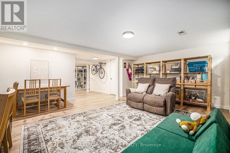 28641296/135-monterey-drive/leslie-park/ottawa/ontario/K2H7A9_21