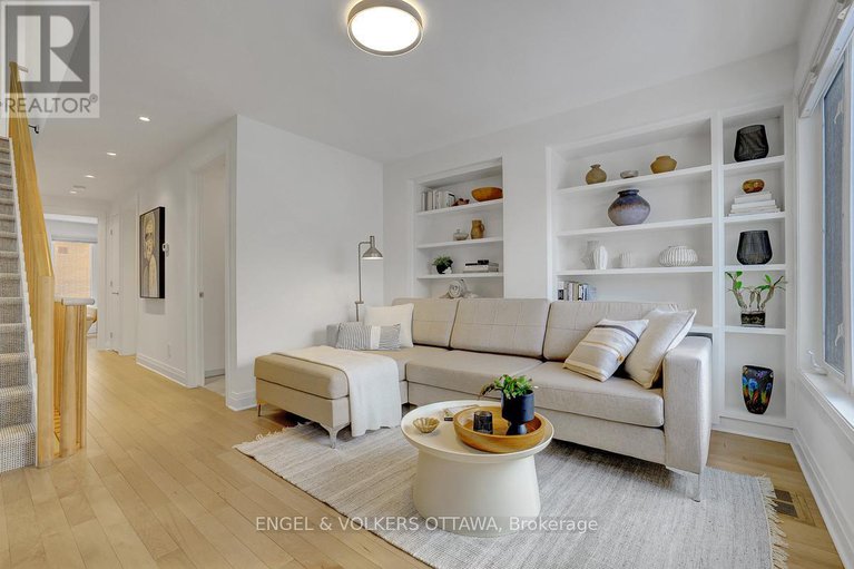 29300834/449-edison-avenue/mckellarhighland/ottawa/ontario/K2A1S5_25