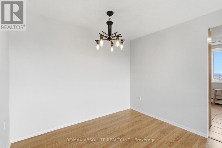 29591012/1010-915-elmsmere-road/beacon-hill-south/ottawa/ontario/K1J8H8_13