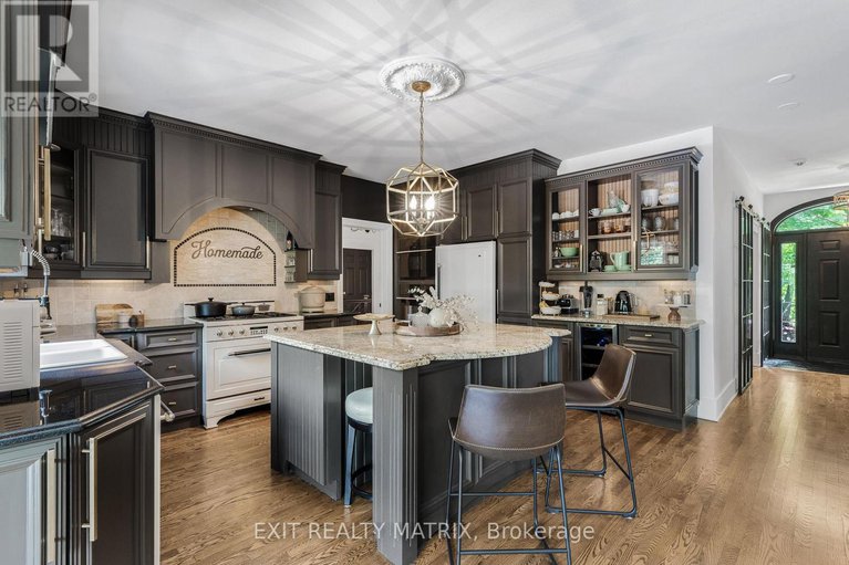 29047689/1271-georges-vanier-drive/cumberland-ridge/ottawa/ontario/K4C1R6_9