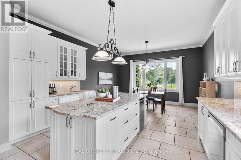 28883493/525-tullamore-street/riverside-south/ottawa/ontario/K1X0A2_17