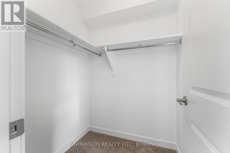 28729338/226-finsbury-avenue/stittsville-south/ottawa/ontario/K2S2X9_28