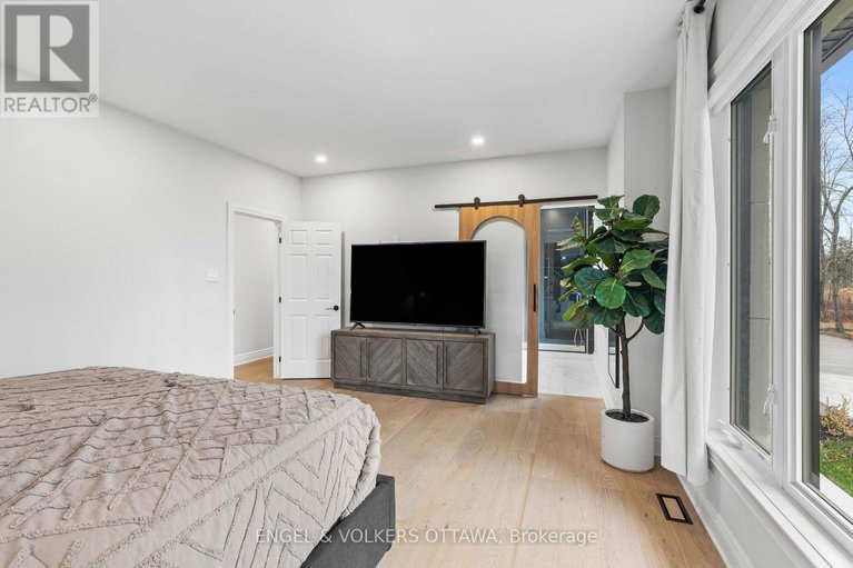 28524481/1108-meadowshire-way-sw/manotick-east-to-manotick-station/ottawa/ontario/K4M0A5_21