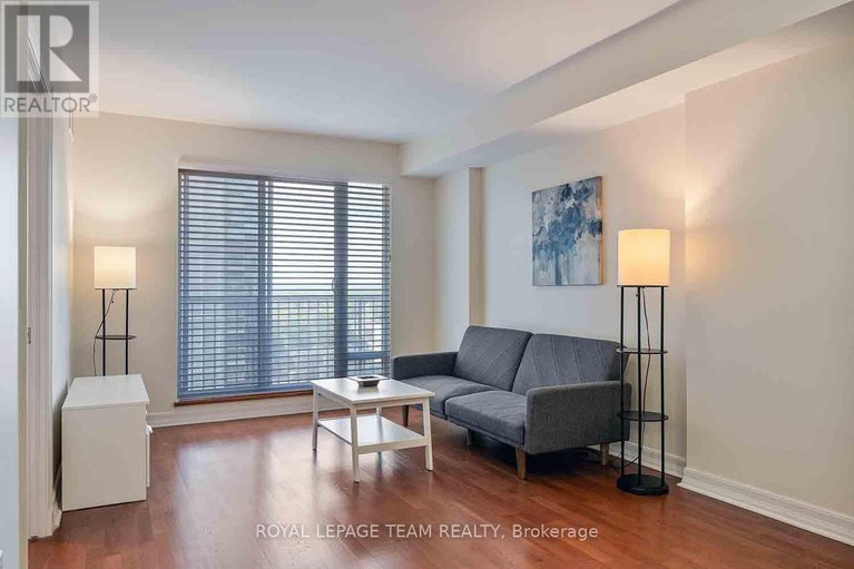 28774329/909-200-besserer-street/sandy-hill/ottawa/ontario/K1N0A7_10